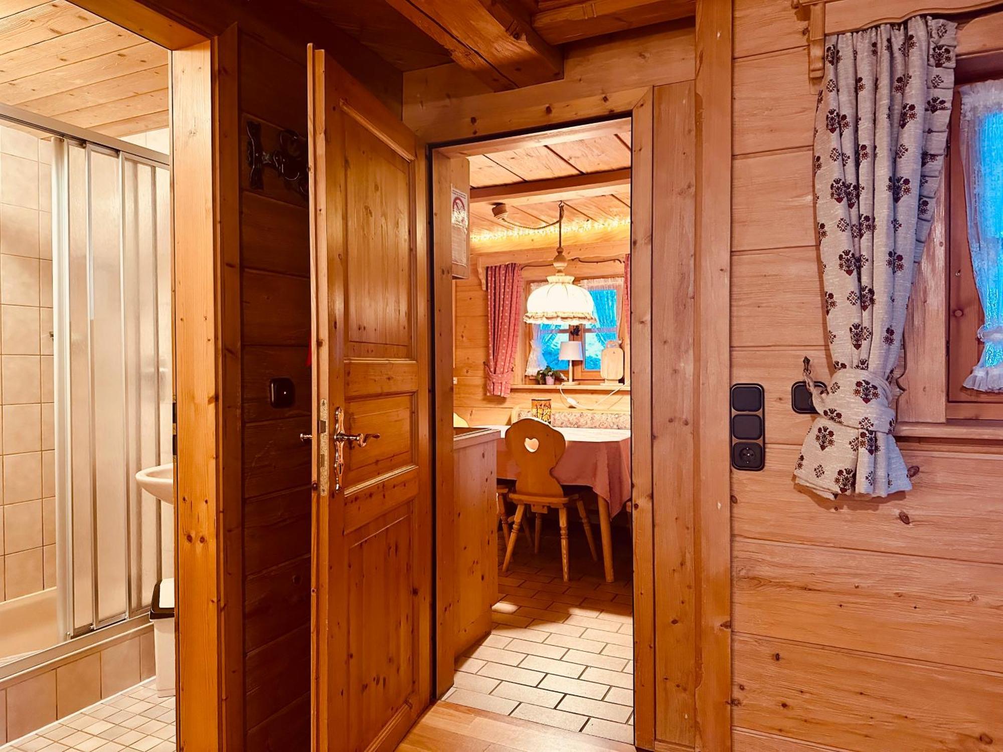 Almbruennerl Die Almhuette Auf Der Raffner Alm Руполдинг Екстериор снимка