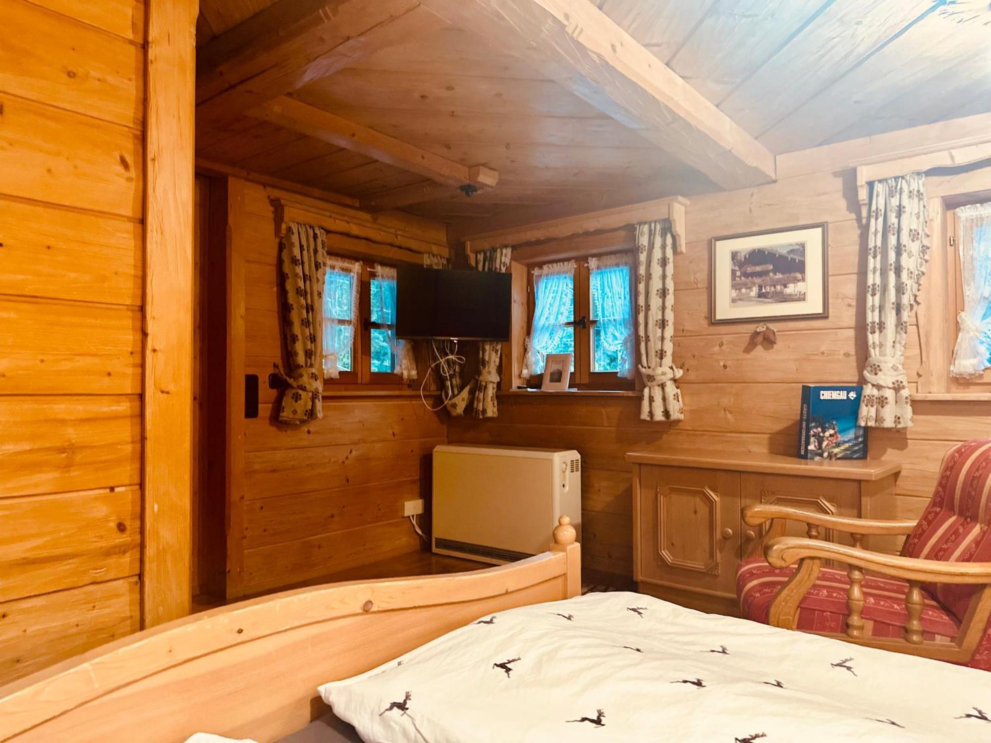 Almbruennerl Die Almhuette Auf Der Raffner Alm Руполдинг Екстериор снимка